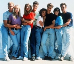 Il cast al completo: solo jeans a vita alta