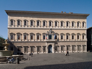 Lo splendido Palazzo Farnese a Roma, una delle opere più grandiose di Antonio da Sangallo