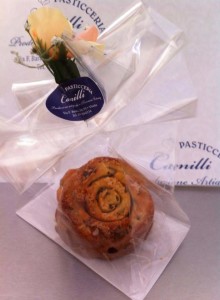 La pagnottella di Santa Rosa della Pasticceria Camilli