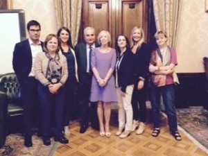 Foto di gruppo con il ministro Giannini