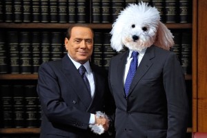 Berlusconi e Dudù, patto rosso