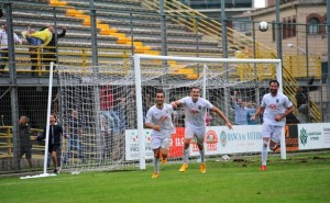 L'esultanza di Celiento dopo il gol di domenica scorsa